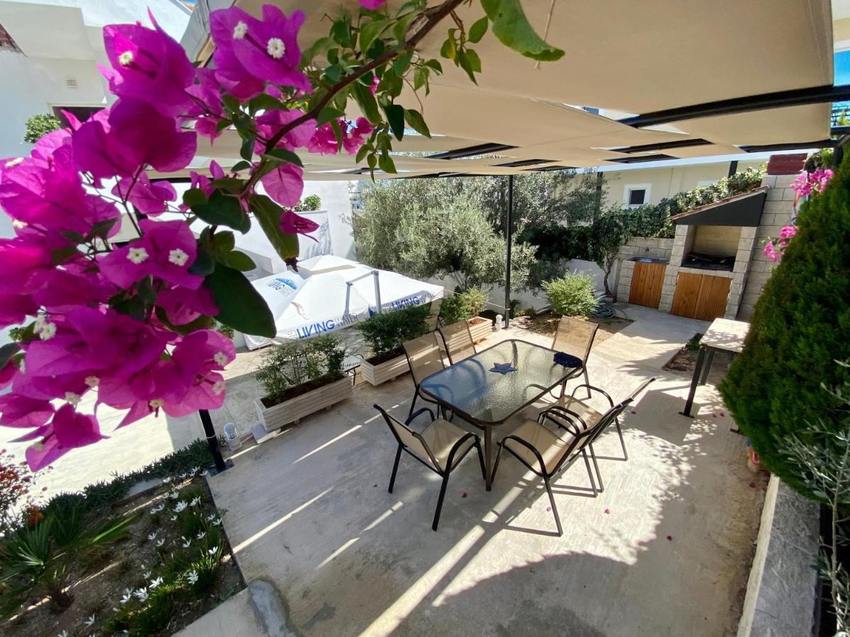 Hotel Vila Ali Ksamil Exterior foto